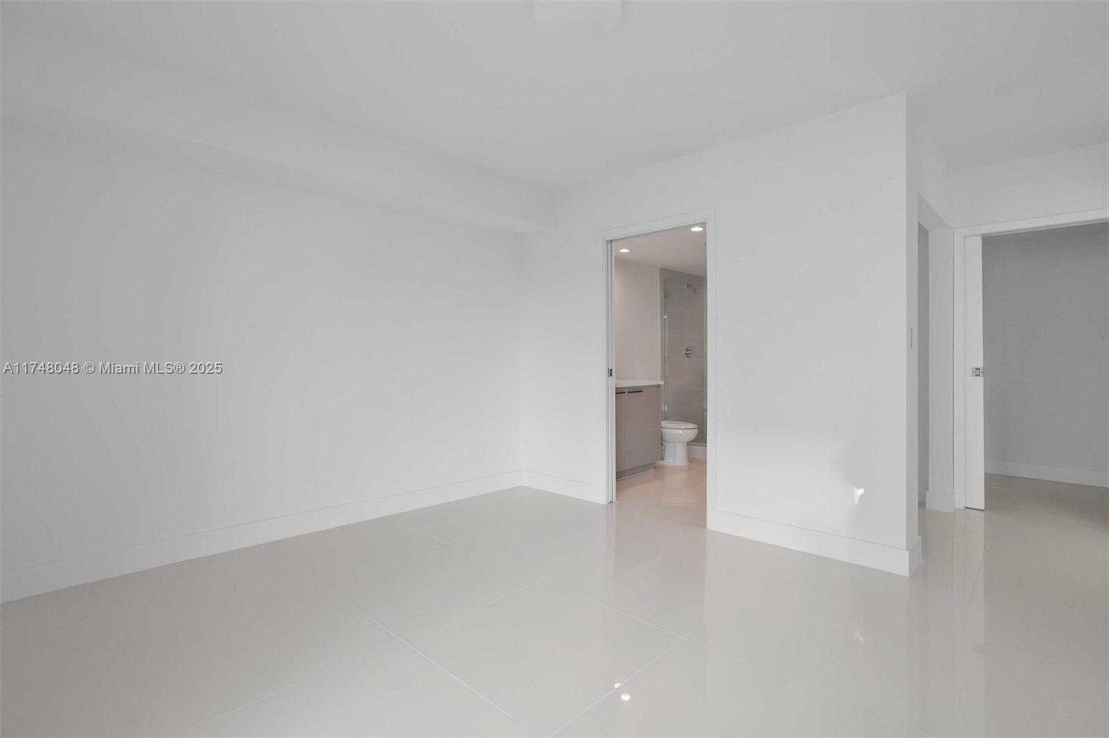 Small Image of 1150 101ST ST #402, Bay Harbor Islands Number 17