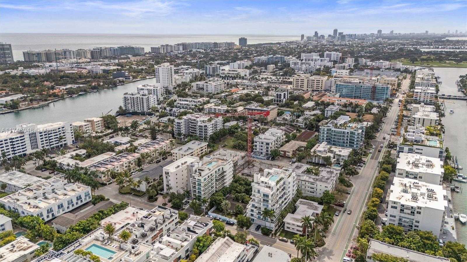 Small Image of 1150 101ST ST #402, Bay Harbor Islands Number 24