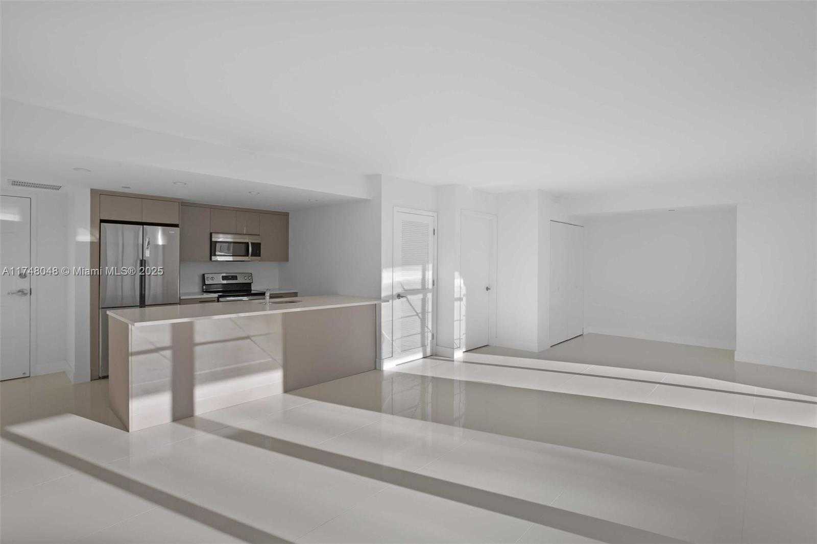 Small Image of 1150 101ST ST #402, Bay Harbor Islands Number 7