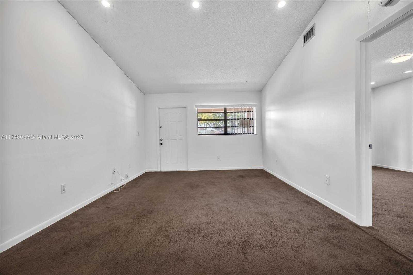 Small Image of 18224 MEDITERRANEAN BLVD #5-17, Hialeah Number 12