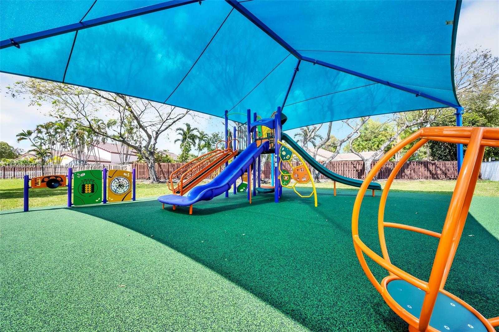 Small Image of 18224 MEDITERRANEAN BLVD #5-17, Hialeah Number 31