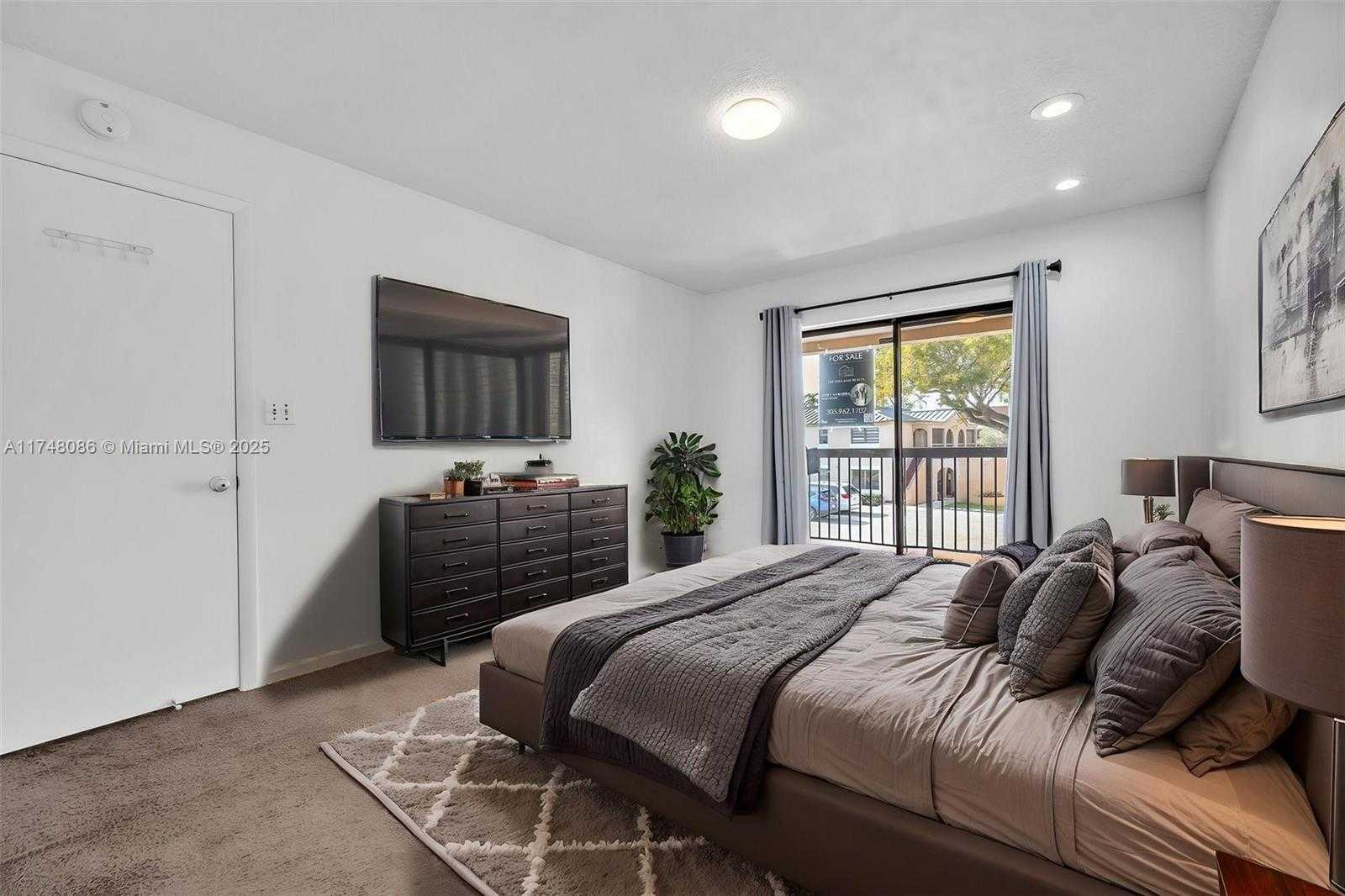Small Image of 18224 MEDITERRANEAN BLVD #5-17, Hialeah Number 8