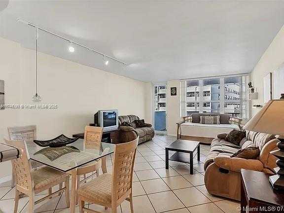 Small Image of 100 LINCOLN RD #633, Miami Beach Number 12