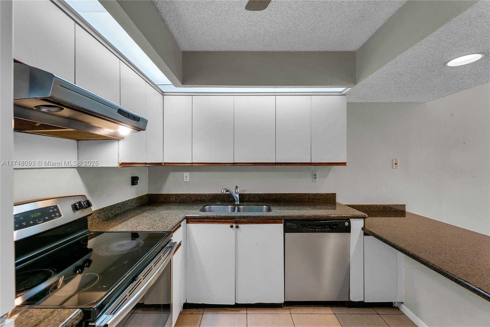 Small Image of 8811 SOUTH WEST 132ND PL #206CW, Miami Number 7