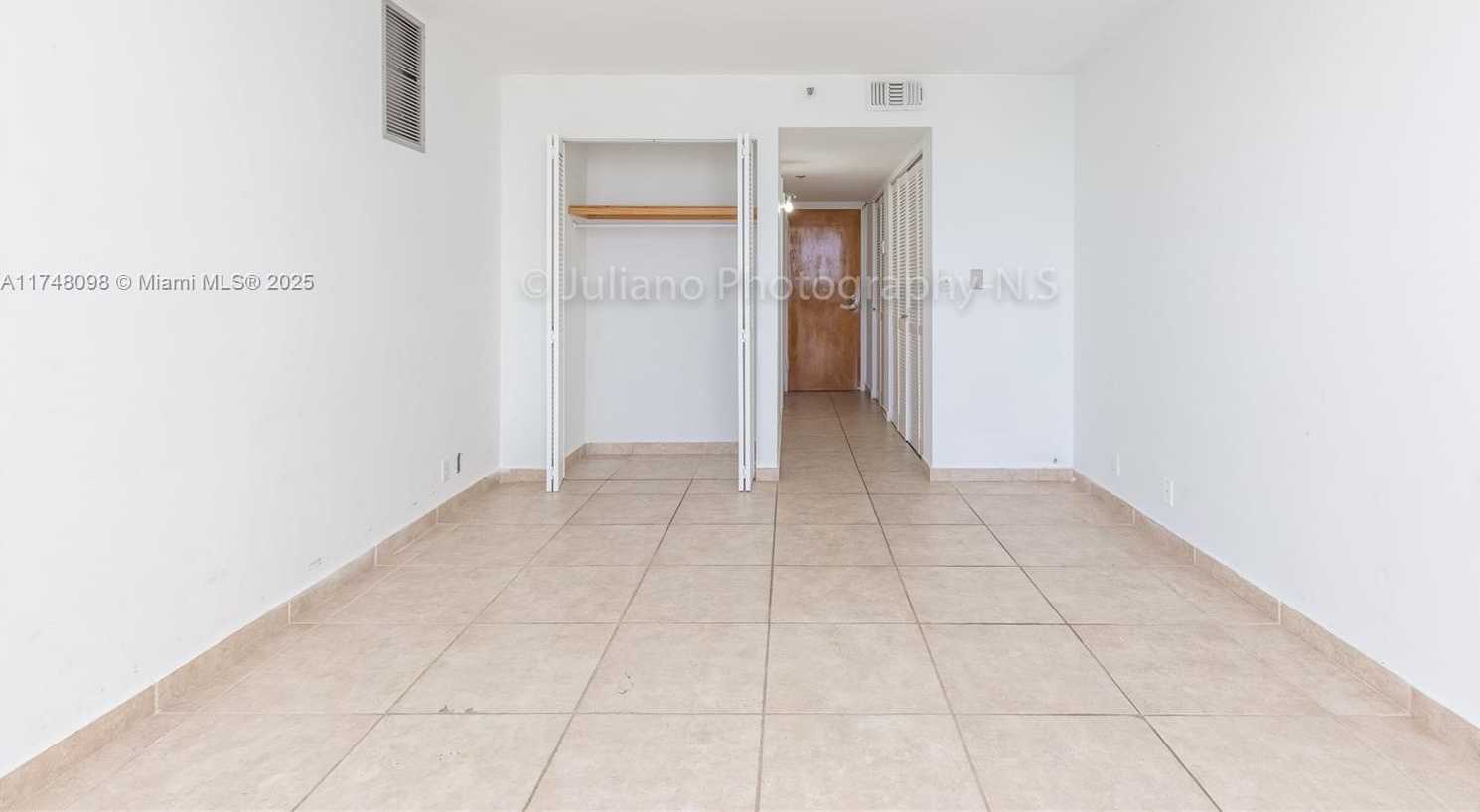 Small Image of 7601 EAST TREASURE DR #1108, North Bay Village Number 17