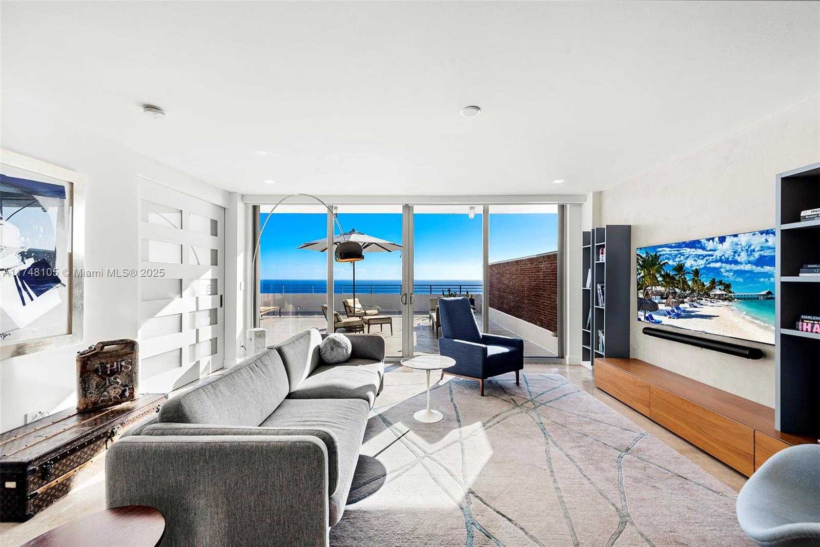 Small Image of 5555 COLLINS AVE #PHC, Miami Beach Number 39