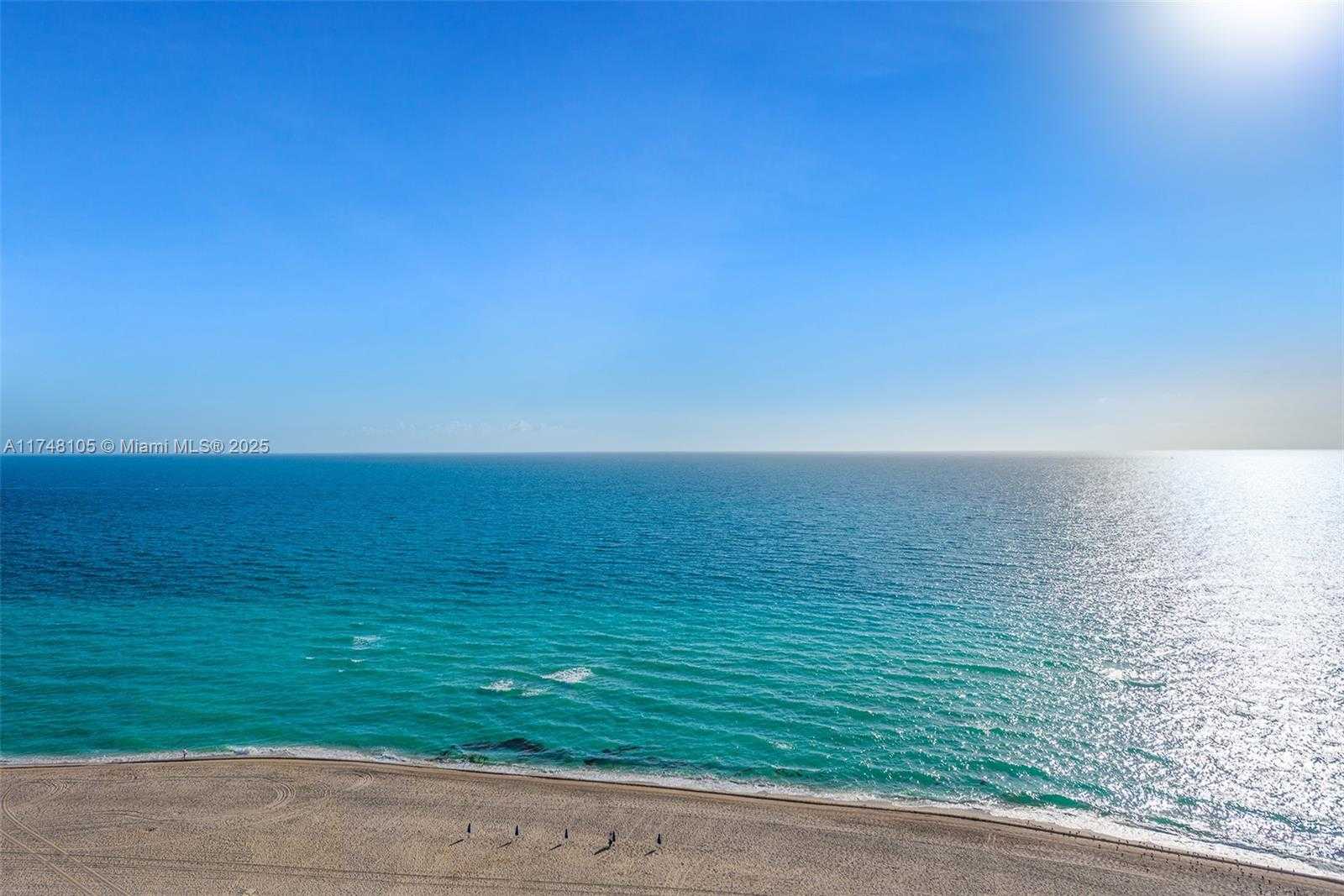 Small Image of 5555 COLLINS AVE #PHC, Miami Beach Number 67