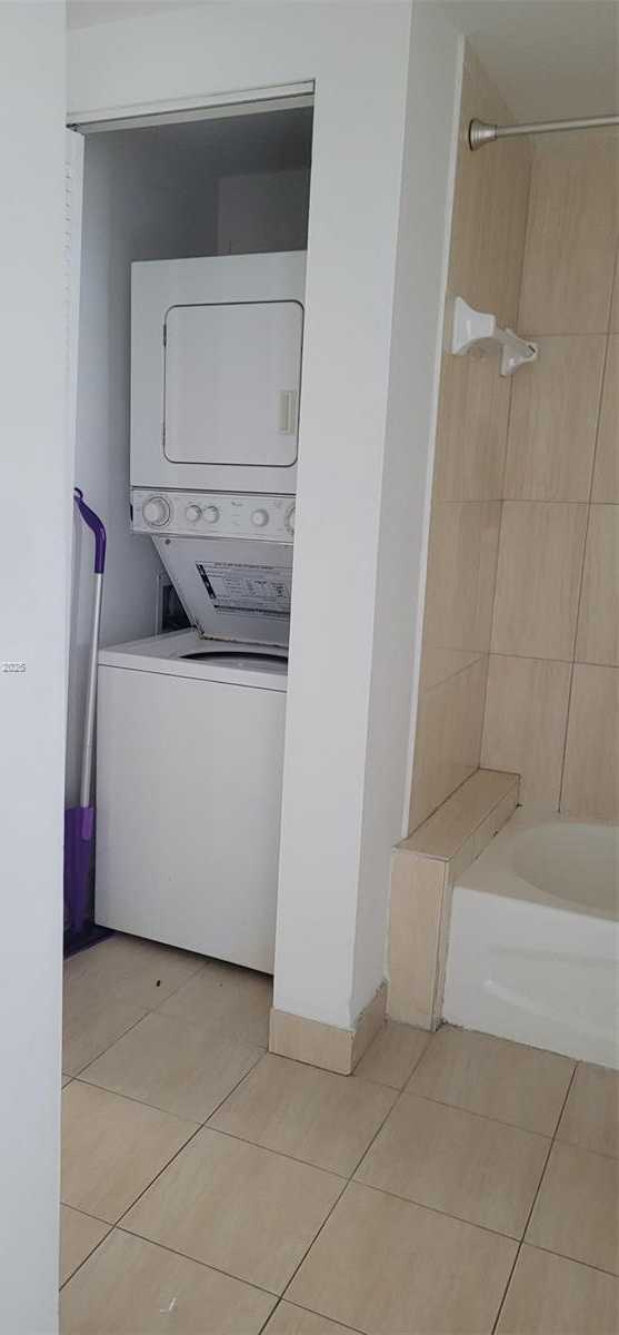 Small Image of 1750 NORTH BAYSHORE DR #3311, Miami Number 10
