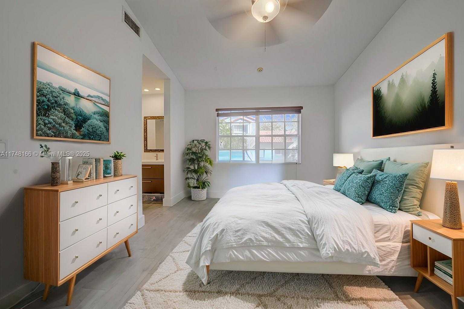 Small Image of 1438 SPRINGSIDE DR, Weston Number 12