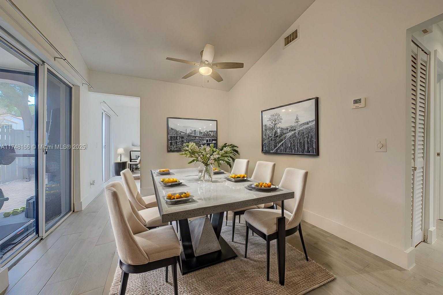 Small Image of 1438 SPRINGSIDE DR, Weston Number 3