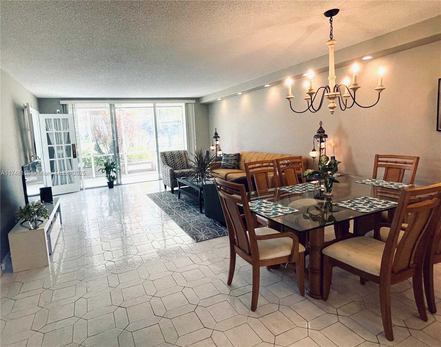 Small Image of 3800 OAKS CLUBHOUSE DR #112, Pompano Beach Number 3