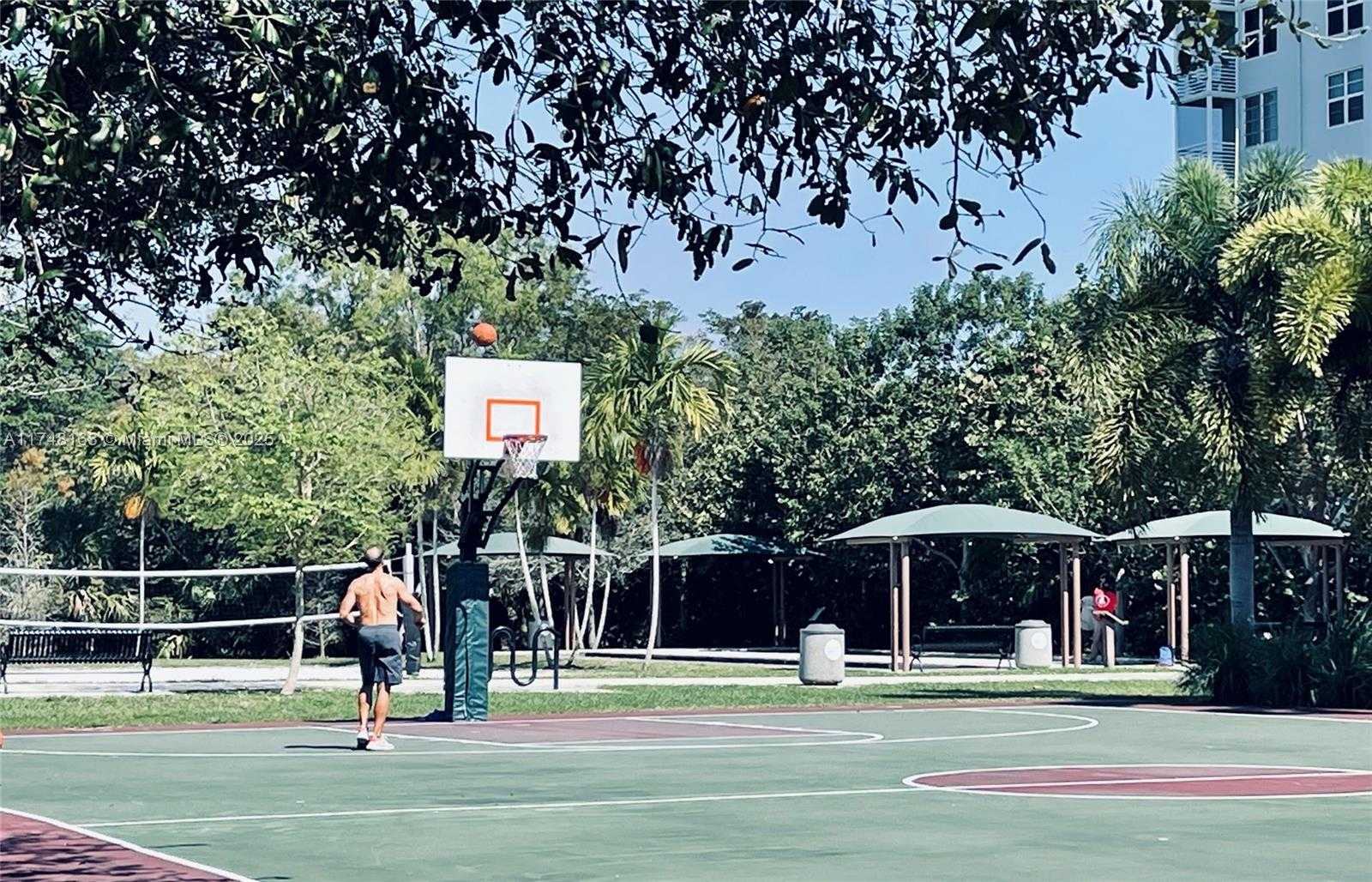 Small Image of 3800 OAKS CLUBHOUSE DR #112, Pompano Beach Number 52
