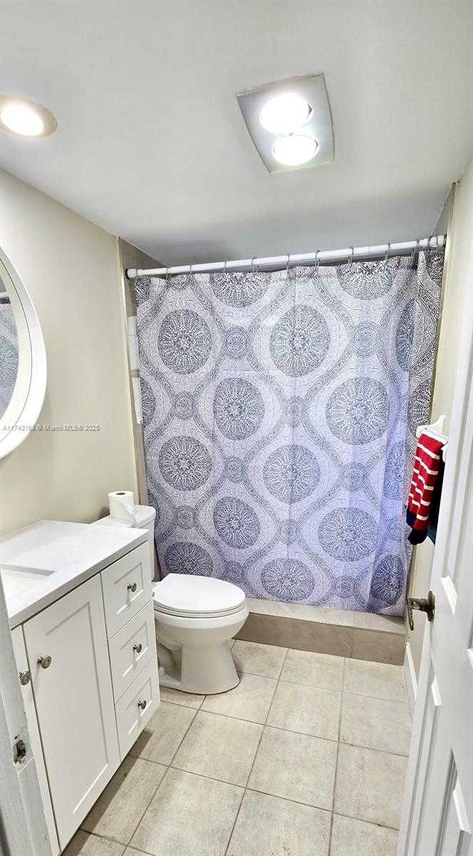 Small Image of 3800 OAKS CLUBHOUSE DR #112, Pompano Beach Number 61