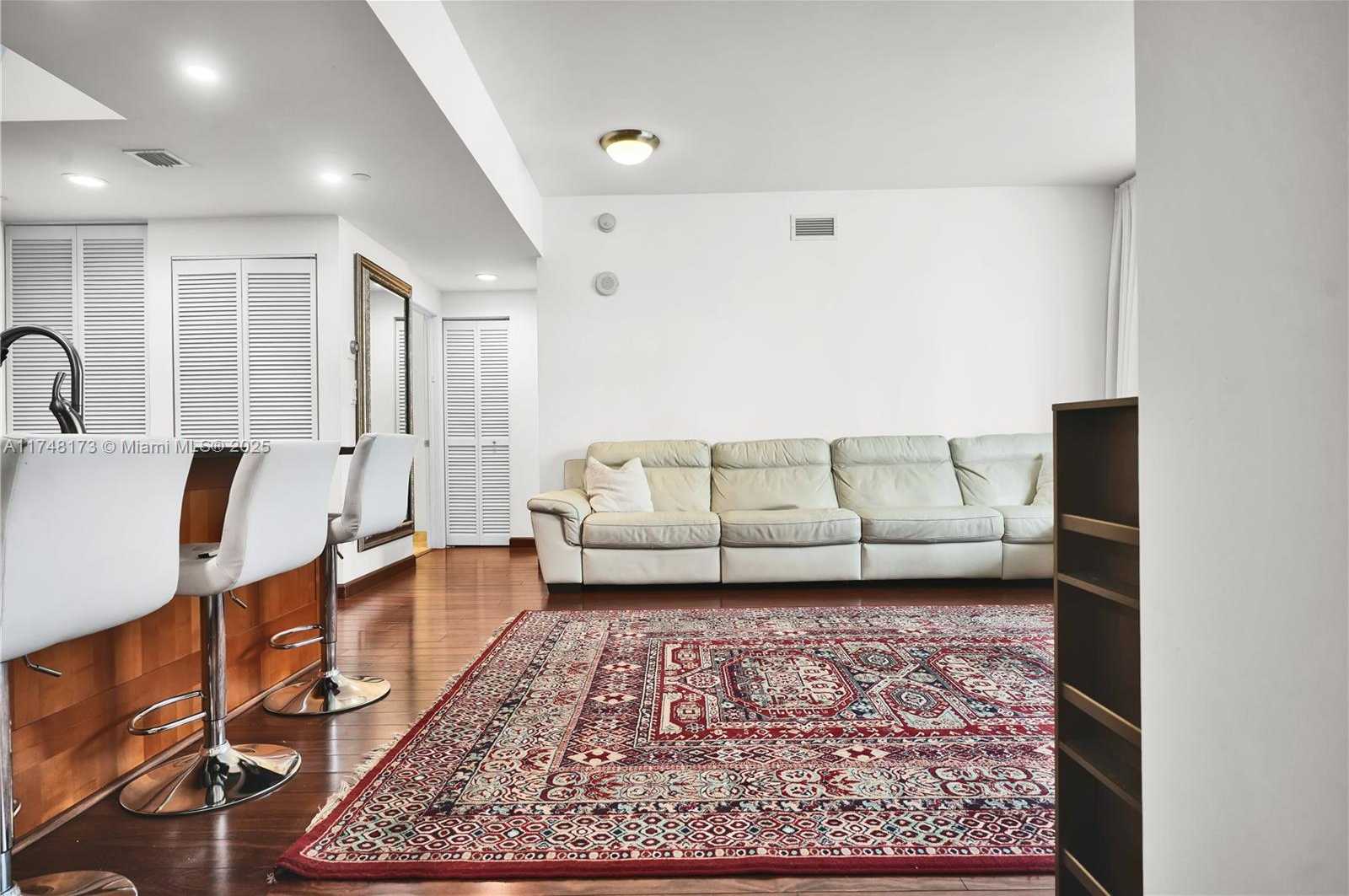 Small Image of 4100 SALZEDO ST #411, Coral Gables Number 14