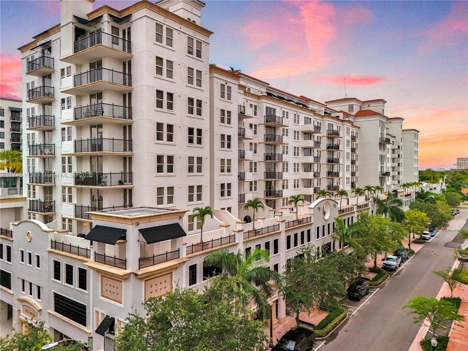 Small Image of 4100 SALZEDO ST #411, Coral Gables Number 2