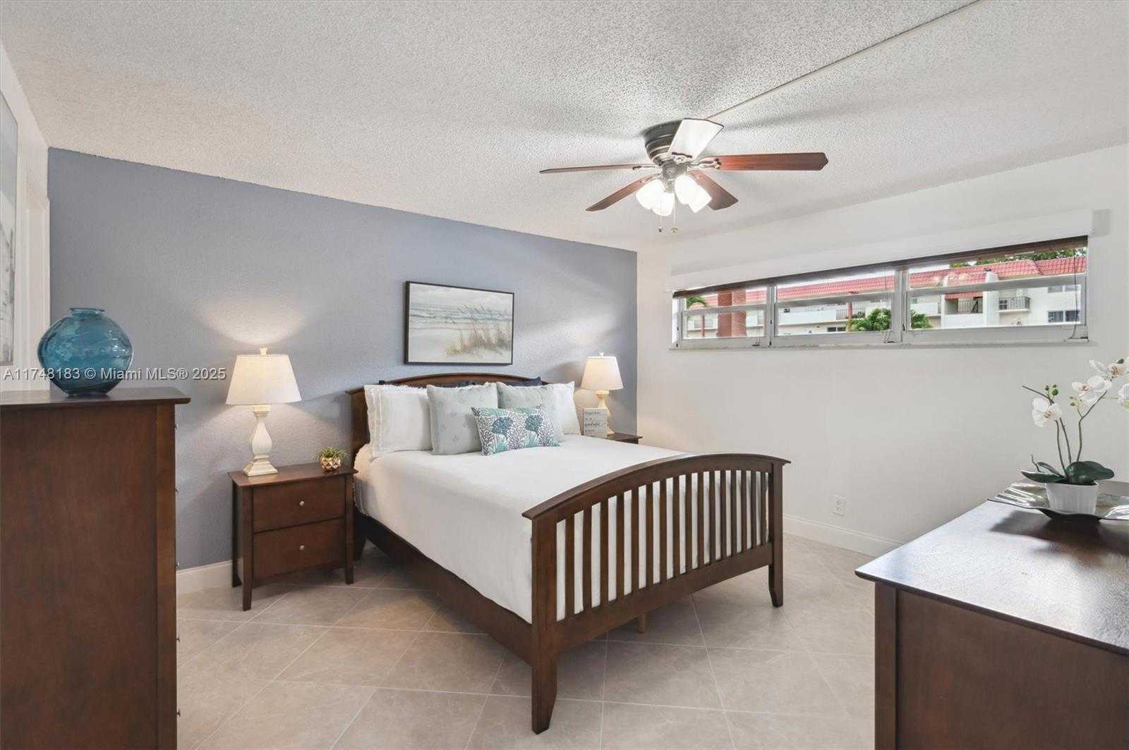 Small Image of 361 SOUTH HOLLYBROOK DR #107, Pembroke Pines Number 11