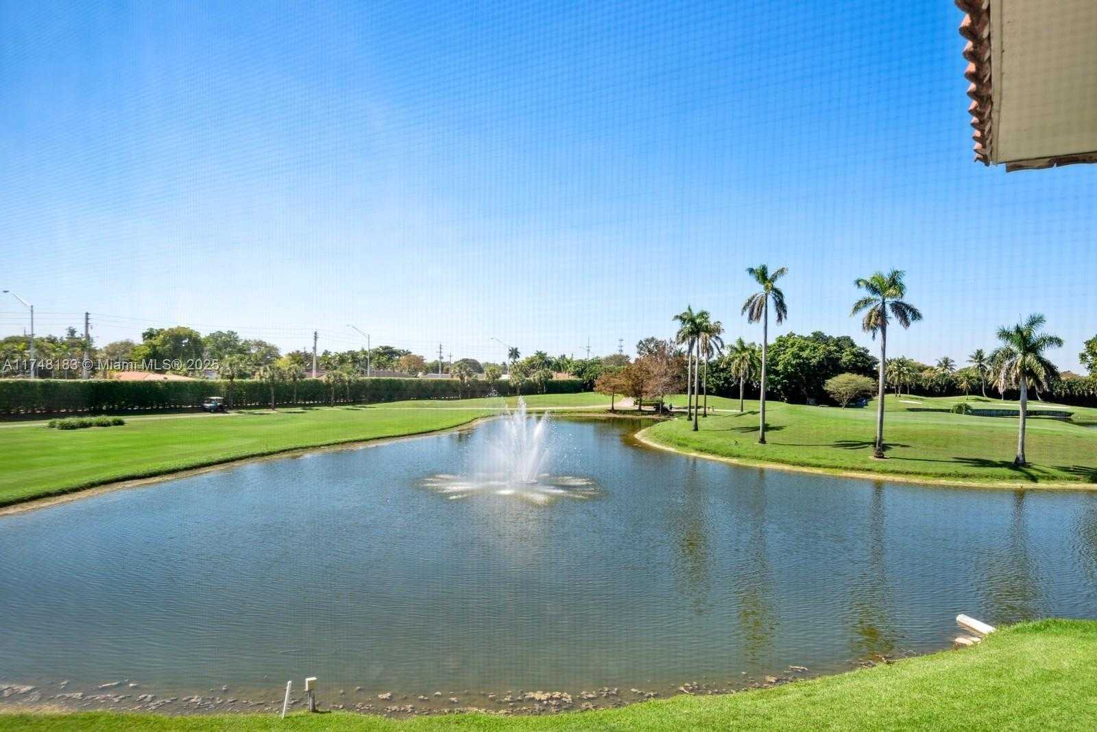 Small Image of 361 SOUTH HOLLYBROOK DR #107, Pembroke Pines Number 28