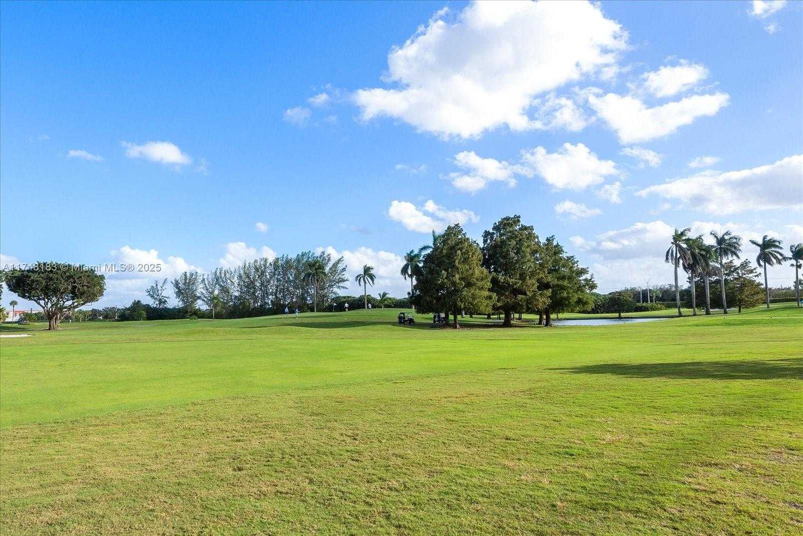 Small Image of 361 SOUTH HOLLYBROOK DR #107, Pembroke Pines Number 29