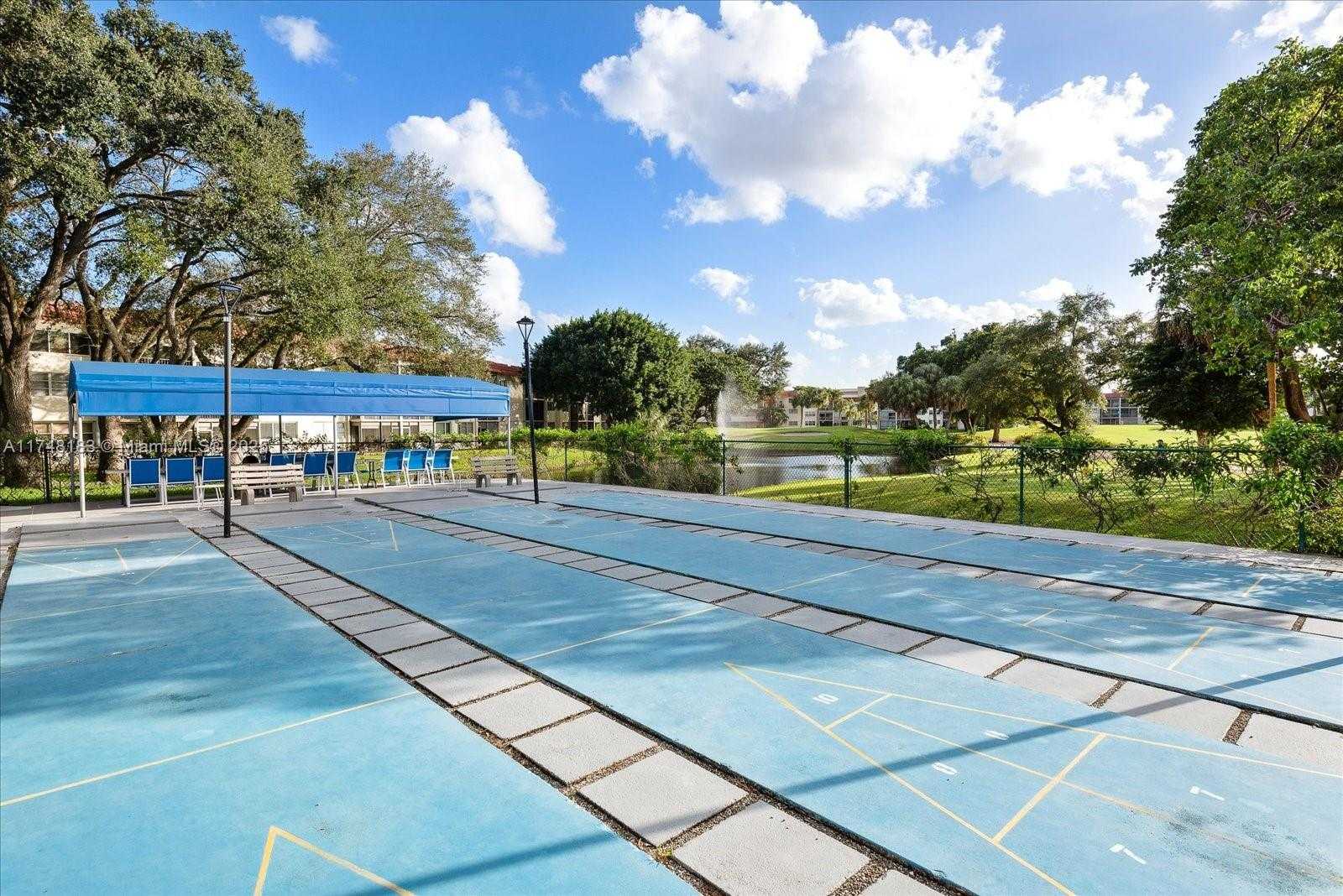 Small Image of 361 SOUTH HOLLYBROOK DR #107, Pembroke Pines Number 33