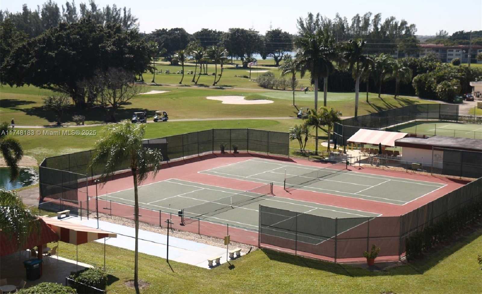 Small Image of 361 SOUTH HOLLYBROOK DR #107, Pembroke Pines Number 39