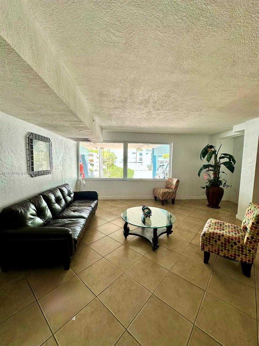 Small Image of 6969 COLLINS AVE #701, Miami Beach Number 15