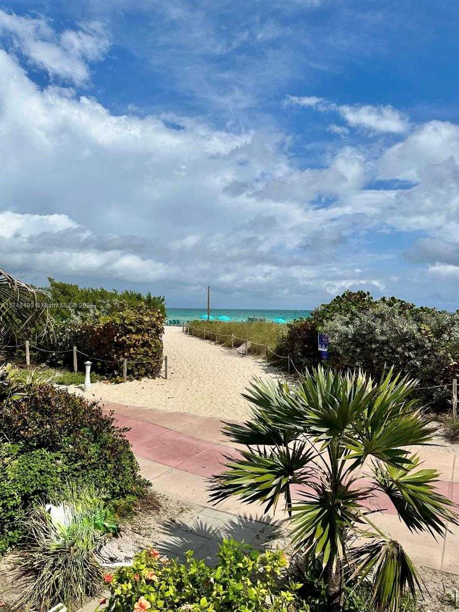 Small Image of 6969 COLLINS AVE #701, Miami Beach Number 19