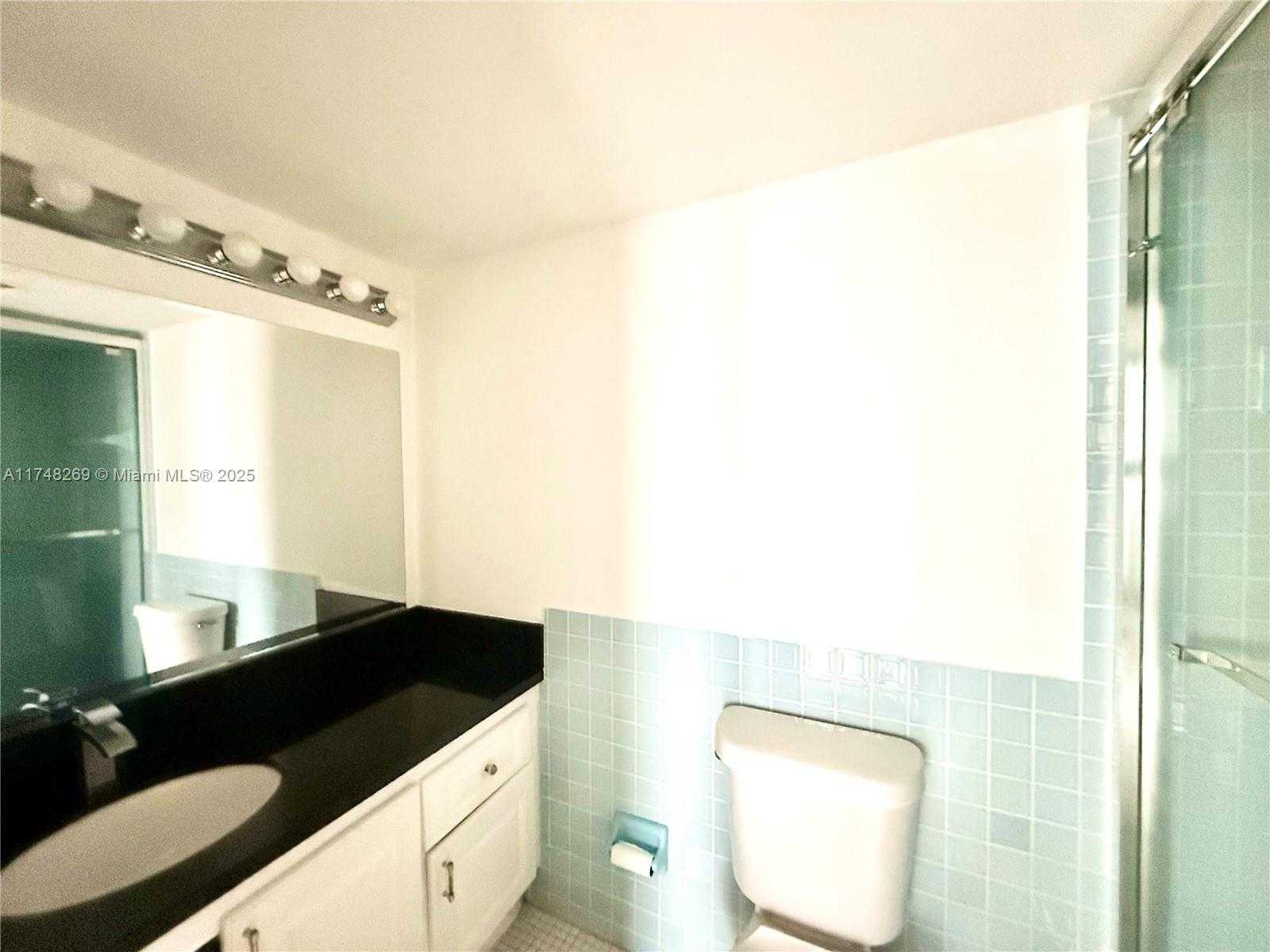 Small Image of 1825 SOUTH OCEAN DR #614, Hallandale Beach Number 13