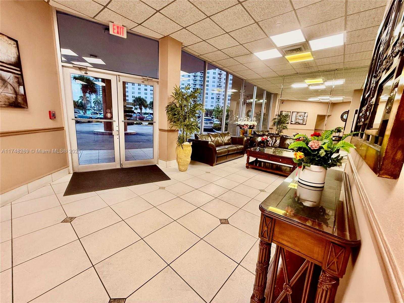 Small Image of 1825 SOUTH OCEAN DR #614, Hallandale Beach Number 21