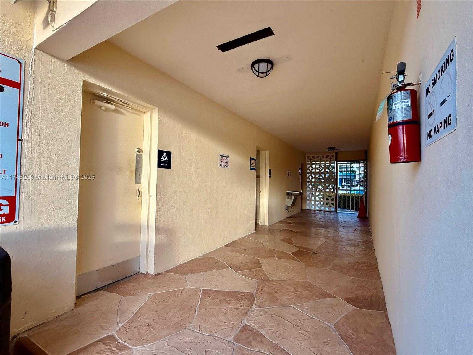 Small Image of 1825 SOUTH OCEAN DR #614, Hallandale Beach Number 28