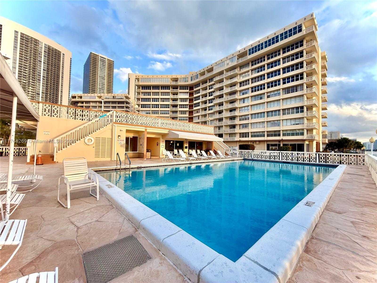 Small Image of 1825 SOUTH OCEAN DR #614, Hallandale Beach Number 29