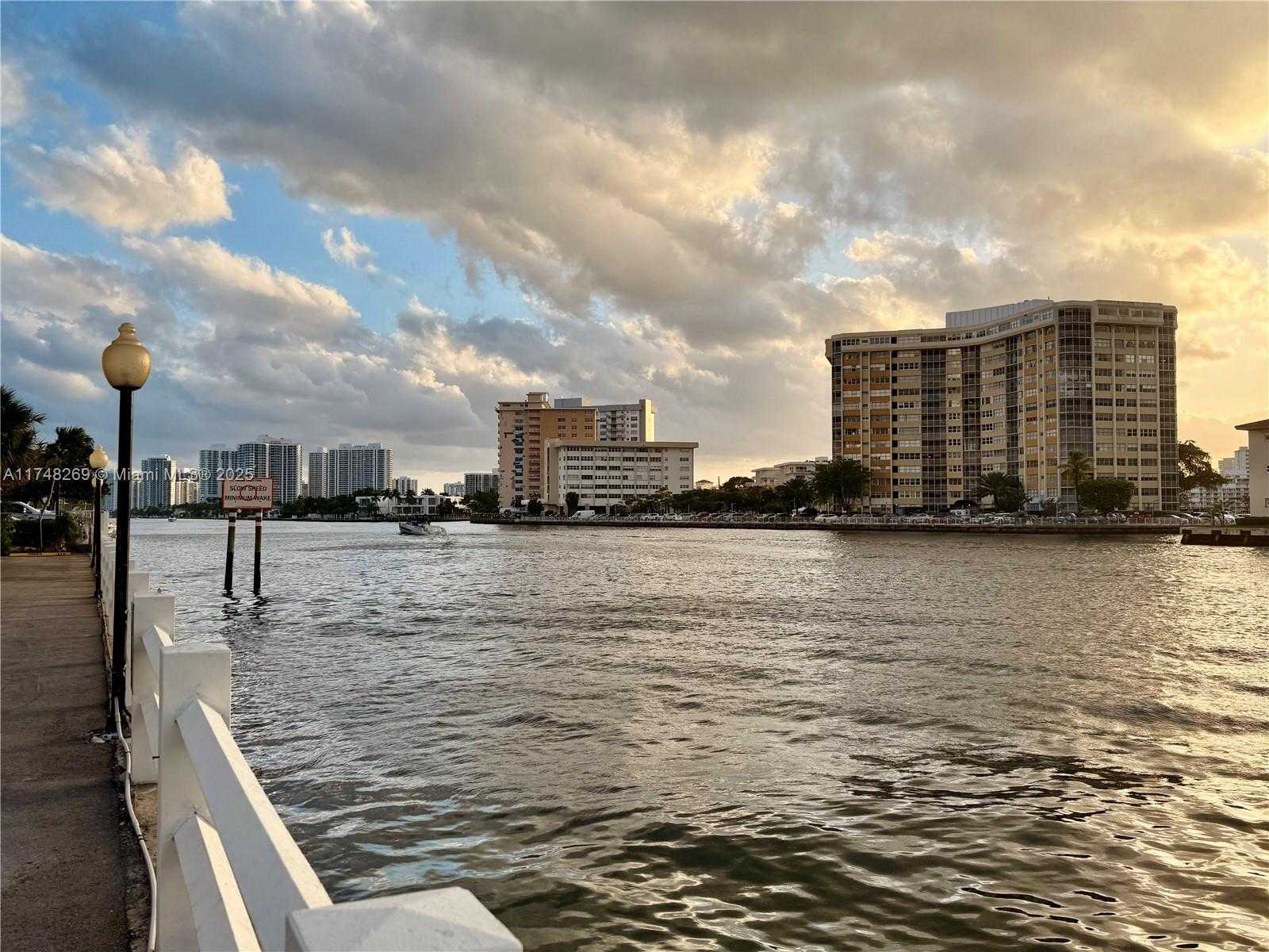 Small Image of 1825 SOUTH OCEAN DR #614, Hallandale Beach Number 33