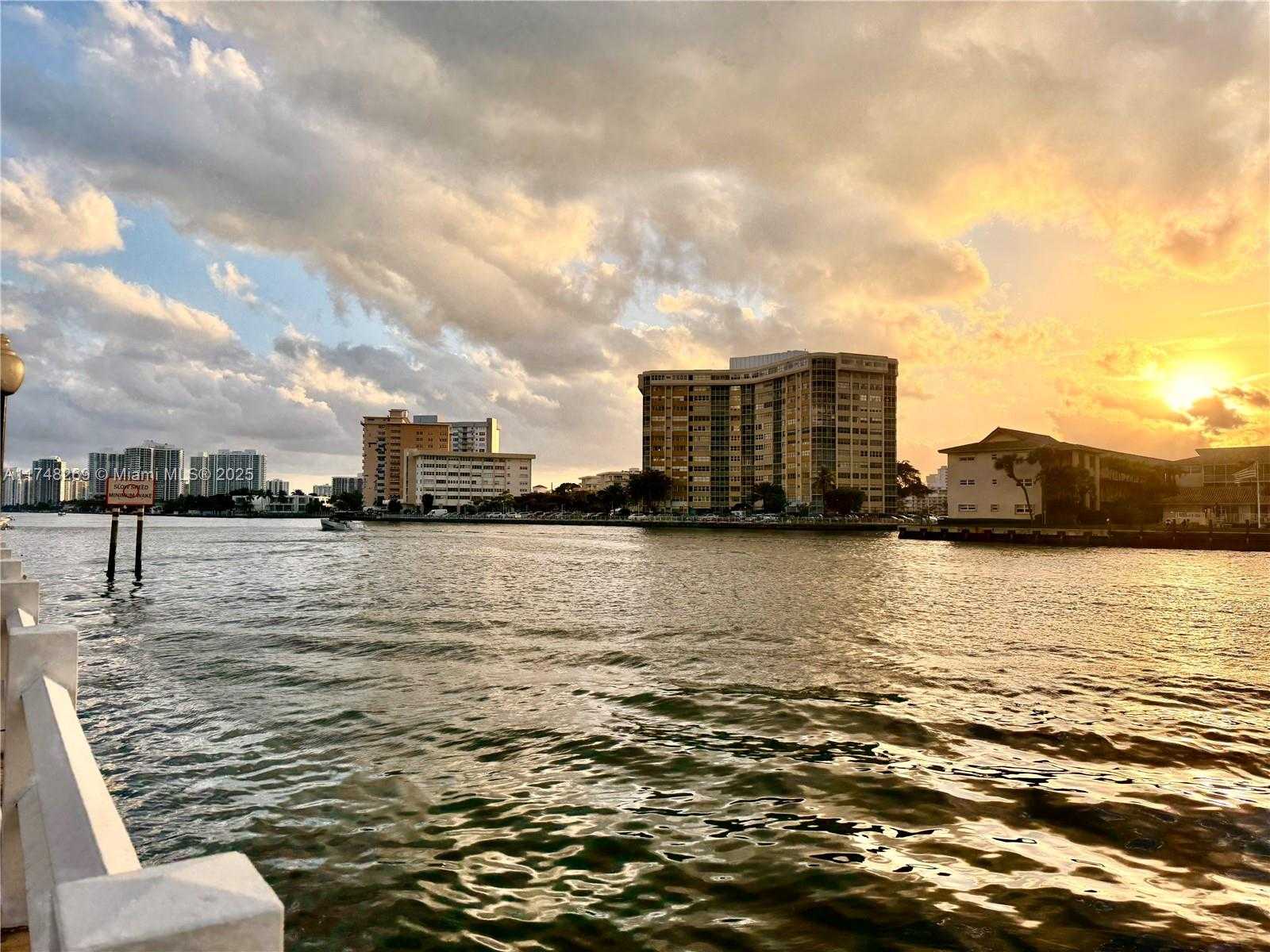 Small Image of 1825 SOUTH OCEAN DR #614, Hallandale Beach Number 34