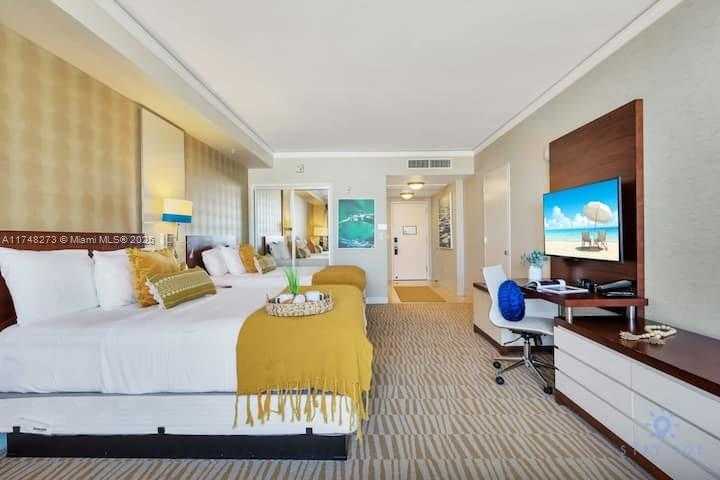 Small Image of 18001 COLLINS AVE #903, Sunny Isles Beach Number 11