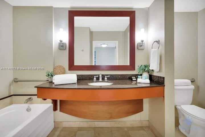 Small Image of 18001 COLLINS AVE #903, Sunny Isles Beach Number 13