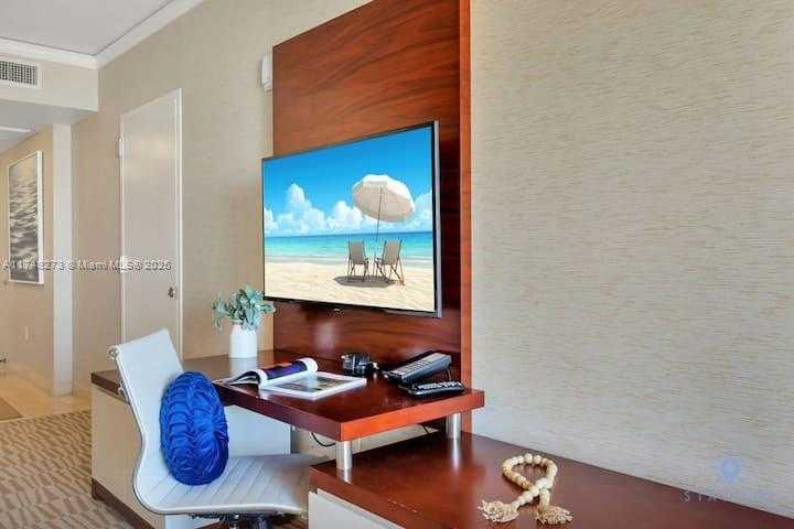 Small Image of 18001 COLLINS AVE #903, Sunny Isles Beach Number 5