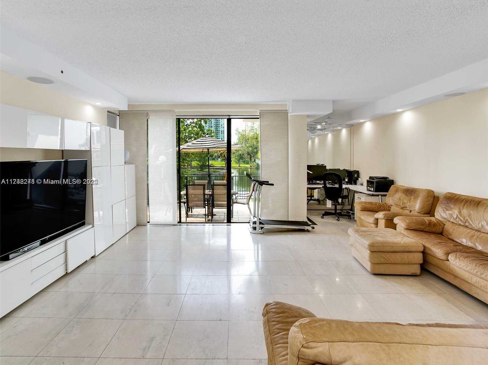 Small Image of 219 POINCIANA DR #209, Sunny Isles Beach Number 11