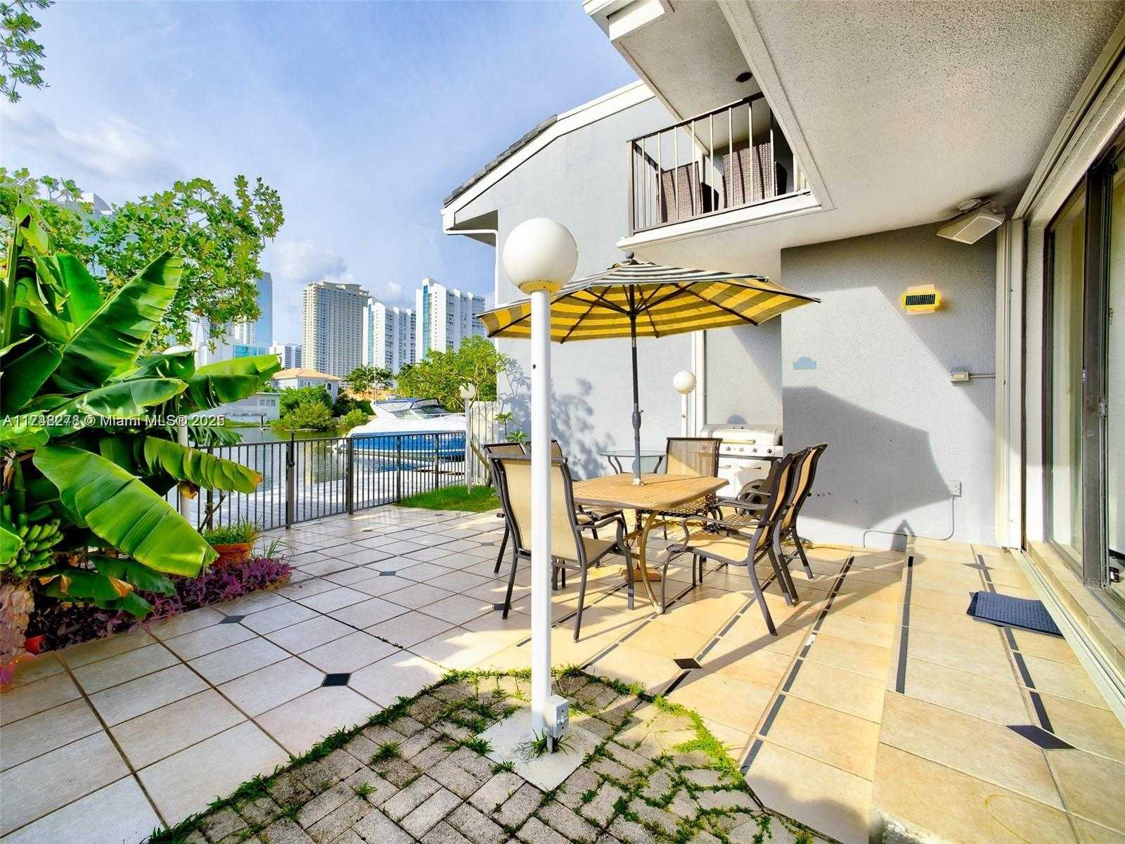 Small Image of 219 POINCIANA DR #209, Sunny Isles Beach Number 20
