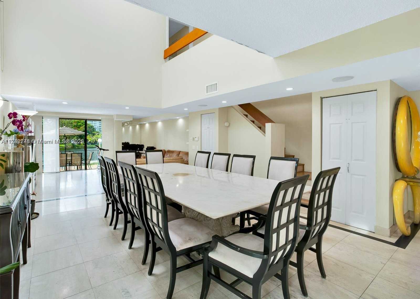 Small Image of 219 POINCIANA DR #209, Sunny Isles Beach Number 9