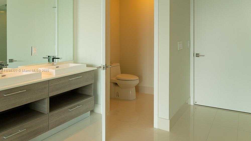 Small Image of 650 NORTH EAST 32ND ST #2105, Miami Number 17