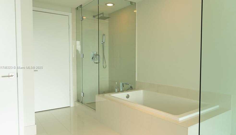 Small Image of 650 NORTH EAST 32ND ST #2105, Miami Number 18