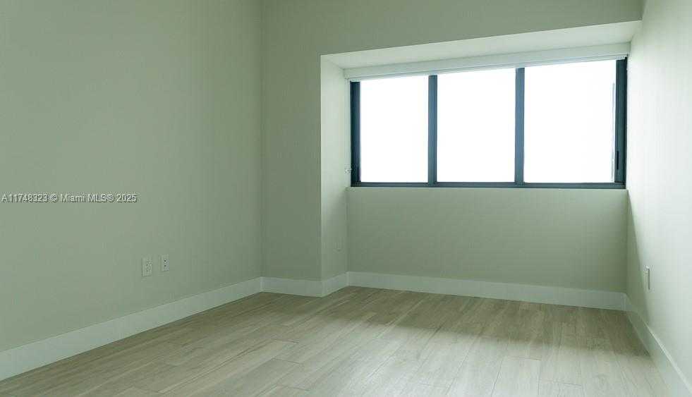 Small Image of 650 NORTH EAST 32ND ST #2105, Miami Number 9