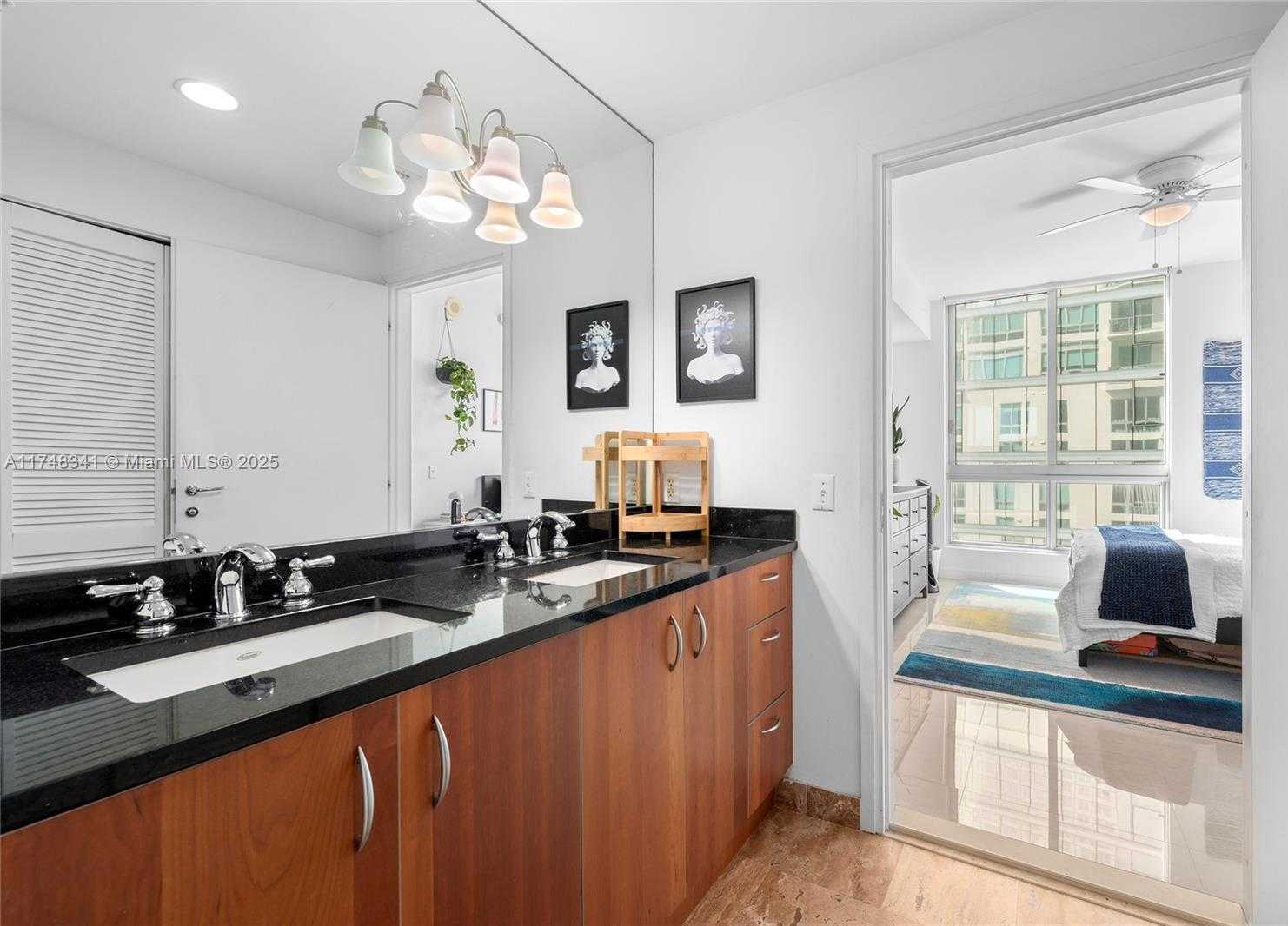 Small Image of 300 SOUTH BISCAYNE BLVD #T-3604, Miami Number 10