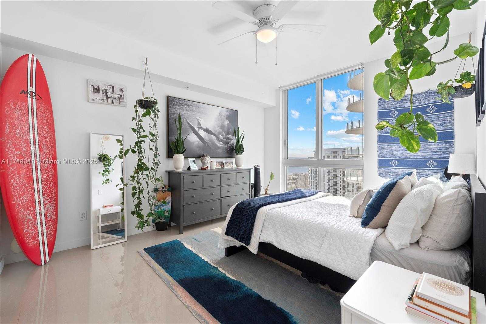 Small Image of 300 SOUTH BISCAYNE BLVD #T-3604, Miami Number 8