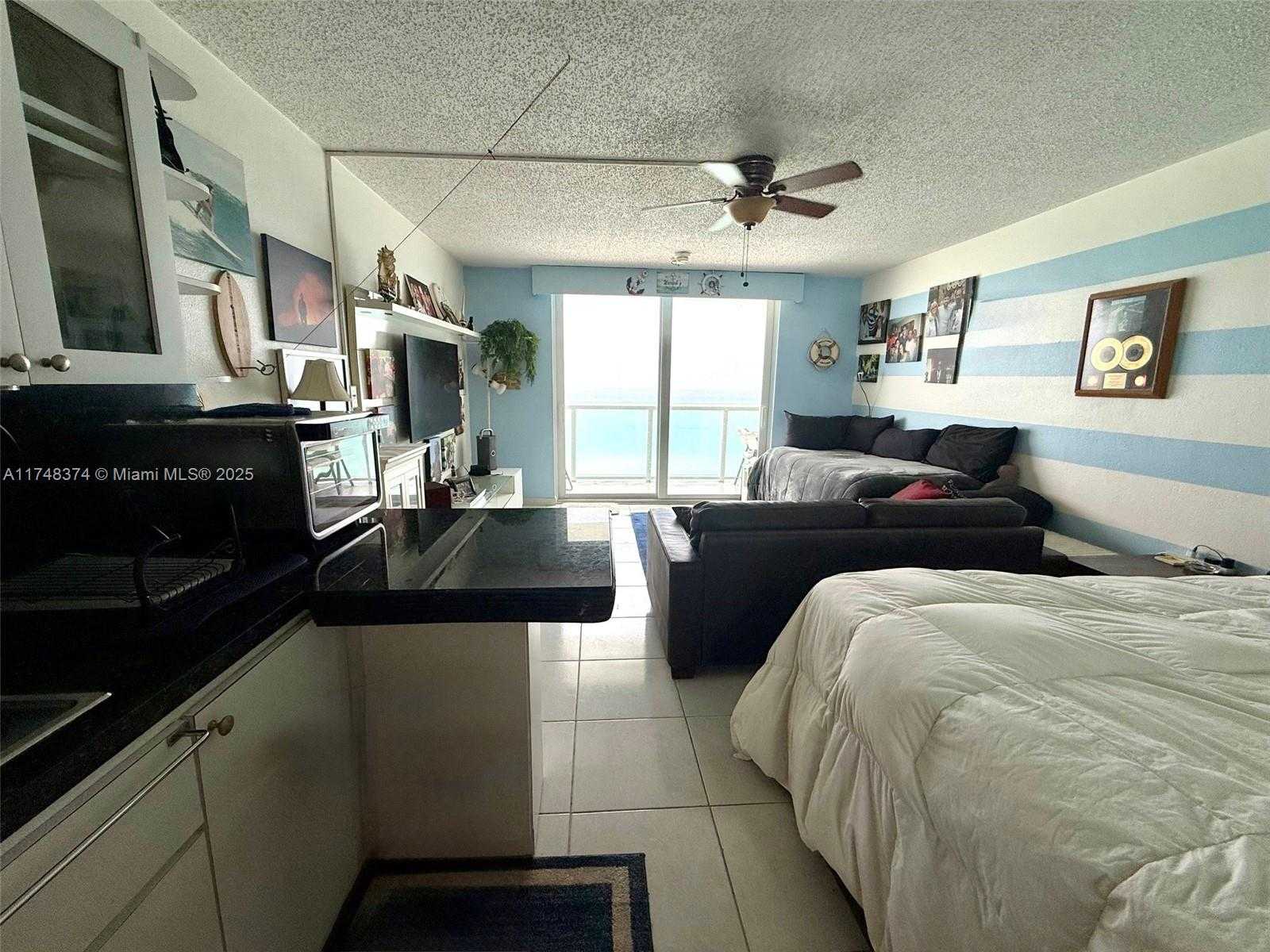 Small Image of 19201 COLLINS AVE #1015, Sunny Isles Beach Number 7