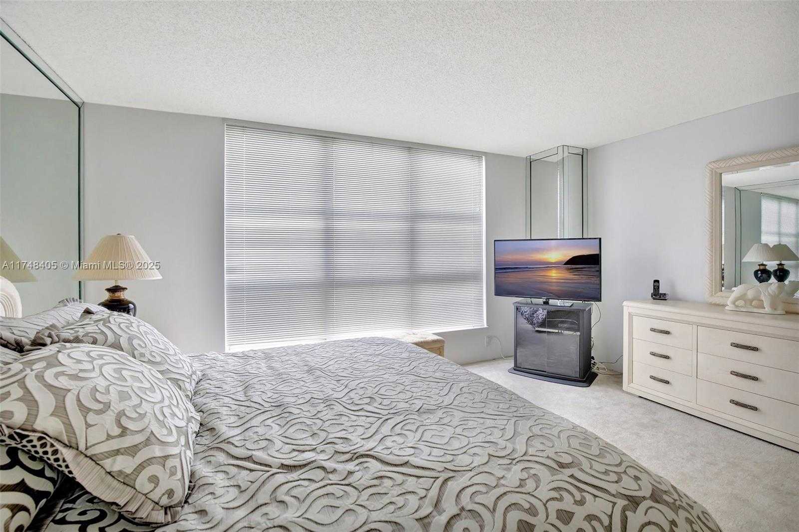 Small Image of 19101 NORTH EAST 36TH CT #307, Aventura Number 32