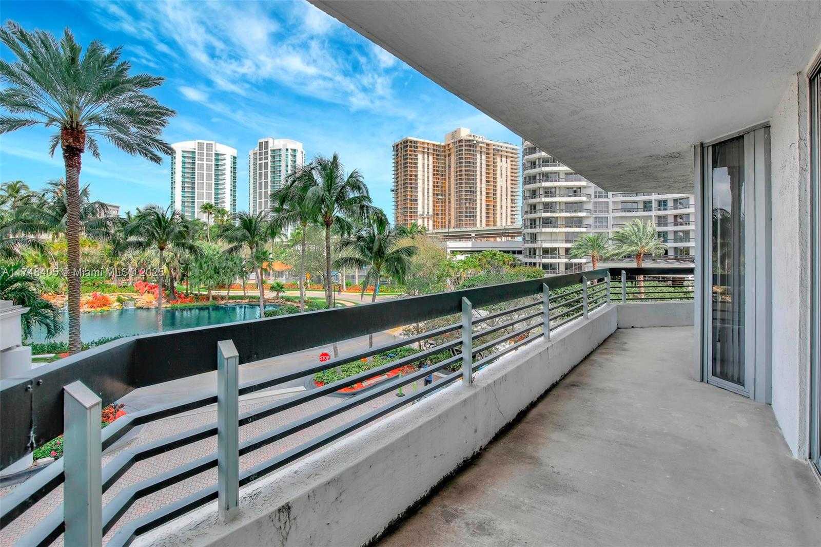 Small Image of 19101 NORTH EAST 36TH CT #307, Aventura Number 4