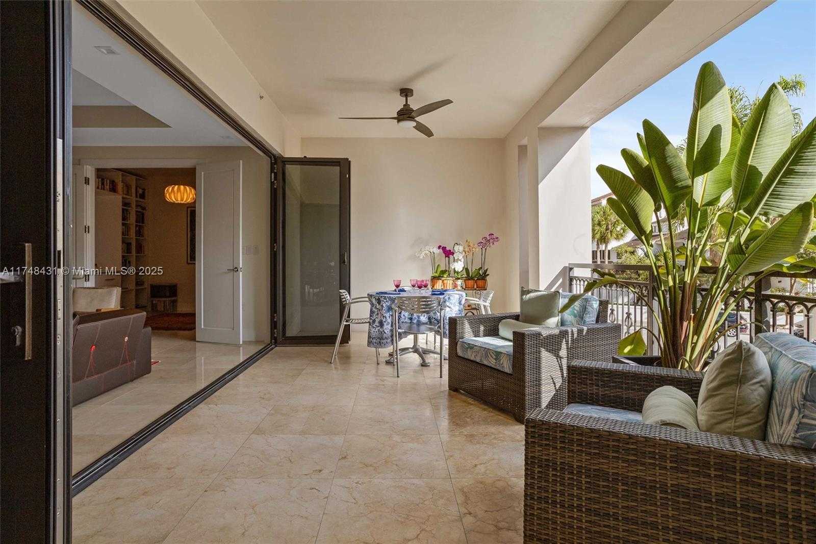 Small Image of 718 VALENCIA AVE #207, Coral Gables Number 12