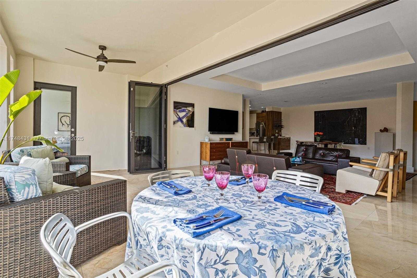 Small Image of 718 VALENCIA AVE #207, Coral Gables Number 13
