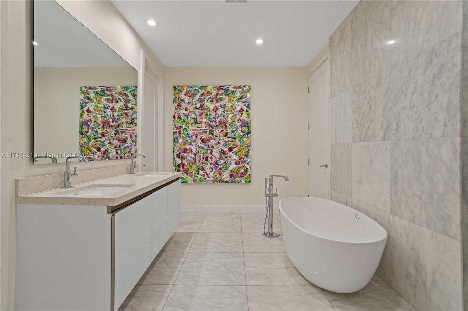 Small Image of 718 VALENCIA AVE #207, Coral Gables Number 24