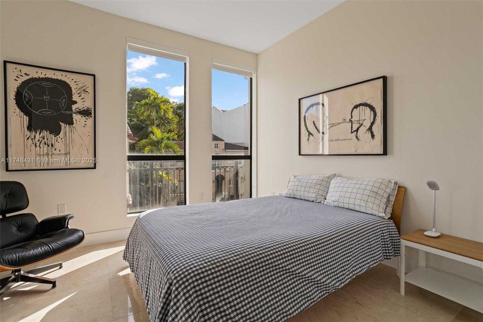 Small Image of 718 VALENCIA AVE #207, Coral Gables Number 27
